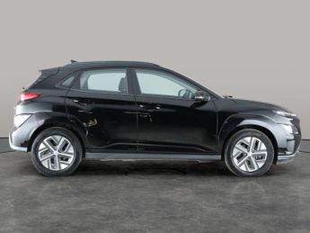 Hyundai Kona 39kWh SE Connect (10.5kW Charger) (136 ps) - REVERSE CAM - NAV -