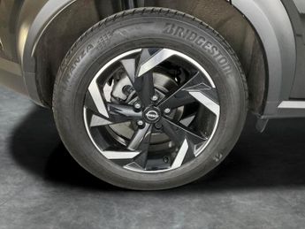 Nissan Juke 1.6 N-Connecta (143 ps) - NAV - LANE DEPARTURE  - WIFI