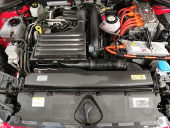 Audi A3 1.4 TFSIe 40 Sport Sportback Plug-in S Tronic 13kWh (204 ps) - C