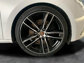 Seat Leon 2.0 TSI Cupra 290 Lux DSG (290 ps) - KEYLESS ENTRY - LED - NAV