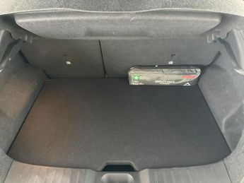Nissan Juke 1.6 N-Connecta (143 ps) - NAV - LANE DEPARTURE  - WIFI