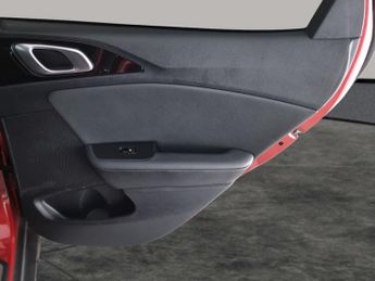 Kia Xceed 1.6 GDi 8.9kWh 3 Plug-in DCT (139 bhp) - HEATED STEERING - LANE 