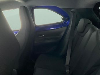 Toyota Aygo X 1.0 VVT-i Exclusive x-shift (72 ps) - LANE DEPARTURE ALERT - BLU