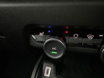 Citroen e-C4 50kWh e-series (7.4kW Charger) (136 ps) - HEATED STEERING