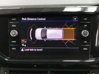 Volkswagen T-cross 1.0 TSI Black Edition DSG (110 ps) - NAV - BLIND SPOT ASSIST - B