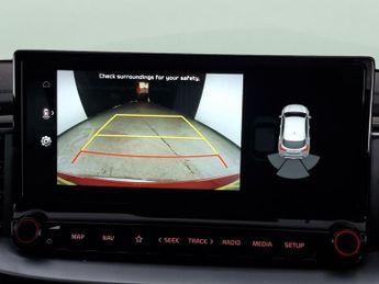 Kia Xceed 1.6 GDi 8.9kWh 3 Plug-in DCT (139 bhp) - HEATED STEERING - LANE 