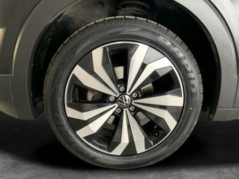 Volkswagen T-cross 1.0 TSI Black Edition DSG (110 ps) - BLIND SPOT ASSIST - BLUETOO