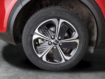 Kia Xceed 1.6 GDi 8.9kWh 3 Plug-in DCT (139 bhp) - HEATED STEERING - LANE 