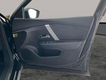 Citroen e-C4 50kWh e-series (7.4kW Charger) (136 ps) - HEATED STEERING