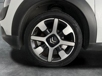 Citroen C4 Cactus 1.2 PureTech Flair EAT6 (110 ps) - 17IN ALLOYS - DIGITAL CLIMATE