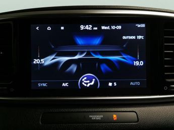 Kia Sportage 1.6 T-GDi GT-Line DCT AWD (174 bhp) - LANE DEPARTURE  - BLUETOOT