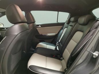 Kia Sportage 1.6 T-GDi GT-Line DCT AWD (174 bhp) - LANE DEPARTURE  - BLUETOOT