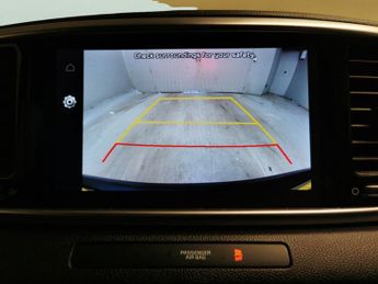 Kia Sportage 1.6 T-GDi GT-Line DCT AWD (174 bhp) - LANE DEPARTURE  - BLUETOOT