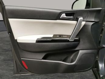 Kia Sportage 1.6 T-GDi GT-Line DCT AWD (174 bhp) - LANE DEPARTURE  - BLUETOOT