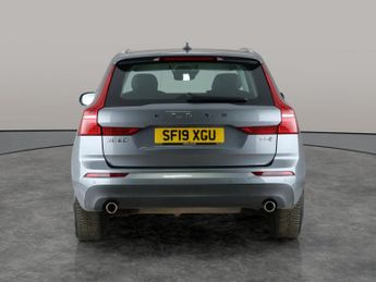 Volvo XC60 2.0 T5 Momentum AWD (250 ps) - SENSUS SAT NAV - ACTIVE LANE ASSI