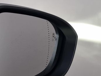 Renault Megane E-tech 60kWh launch edition (220 ps) - AUTO PARK - LED - REVERSE CAM