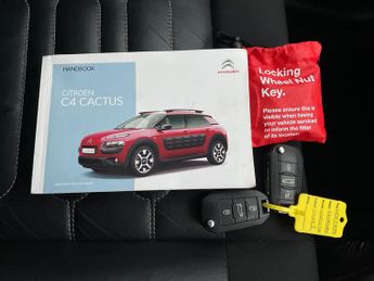 Citroen C4 Cactus 1.2 PureTech Flair EAT6 (110 ps) - 17IN ALLOYS - DIGITAL CLIMATE