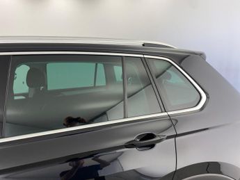 Volkswagen Tiguan 2.0 TDI Match DSG (150 ps) - PARK SENSORS - PADDLE SHIFT - 19IN 