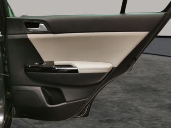 Kia Sportage 1.6 T-GDi GT-Line DCT AWD (174 bhp) - LANE DEPARTURE  - BLUETOOT