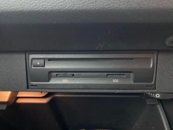 Volkswagen Tiguan 2.0 TDI Match DSG (150 ps) - PARK SENSORS - PADDLE SHIFT - 19IN 