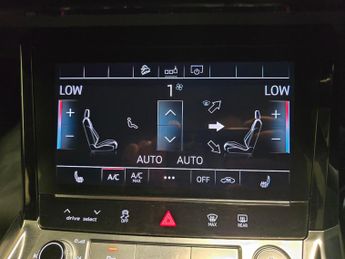Audi e-tron 55 quattro 95kWh (408 ps) - ADJUSTABLE SUSPENSION - LANE DEPARTU