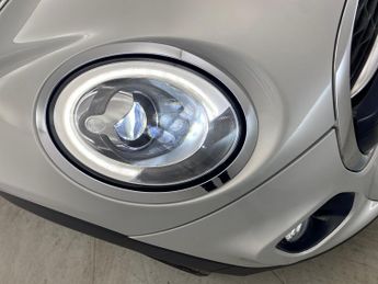 Mini Hatch 2.0 Cooper S (192 ps) - PAN ROOF - NAV - LED