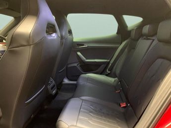 Cupra Formentor 1.4 eHybrid 12.8kWh VZ2 Plug-in DSG (245 ps) - LED - REVERSE CAM