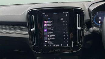 Volvo XC40 Recharge 69kWh Plus (231 ps) - BLIND SPOT ASSIST - BLUETOOTH