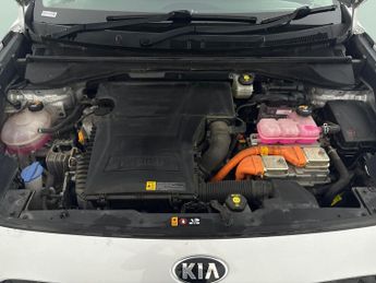 Kia Niro 1.6 GDi 2 DCT (139 bhp) - LANE DEPARTURE  - BLUETOOTH - PADDLE S