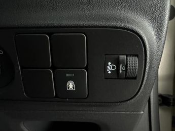 Citroen C3 1.2 PureTech PLUS EAT6 (110 ps) - BLUETOOTH - DIGITAL CLIMATE CO
