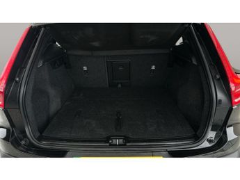 Volvo XC40 Recharge 69kWh Plus (231 ps) - BLIND SPOT ASSIST - BLUETOOTH