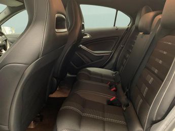 Mercedes-Benz A Class 1.6 A180 Sport Edition 7G-DCT (122 ps) - NAV - LEATHER - KEYLESS
