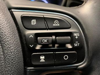 Kia Niro 64kWh 4+ (201 bhp) - NAV - HEATED STEERING - BLIND SPOT ASSIST