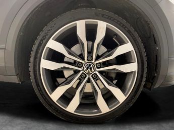 Volkswagen T-Roc 1.5 TSI GPF EVO R-Line DSG (150 ps) - HEATED SEATS - NAV - BLUET