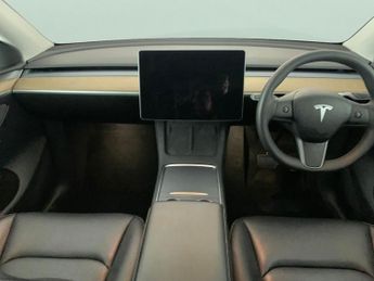 Tesla Model Y (Dual Motor) Long Range 4WDE (384 bhp) - REVERSE CAM - NAV - LEA