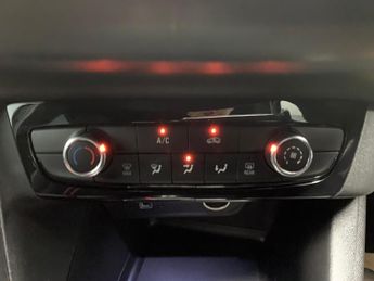 Vauxhall Corsa 1.2 Turbo SRi (130 ps) - PADDLE SHIFT - 17IN ALLOYS - AIR CON
