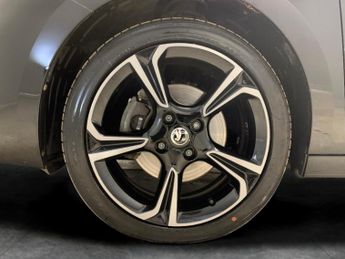 Vauxhall Corsa 1.2 Turbo SRi (130 ps) - PADDLE SHIFT - 17IN ALLOYS - AIR CON