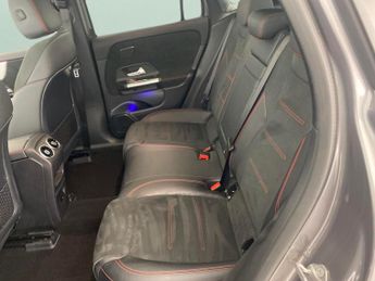 Mercedes-Benz EQA EQA 250 66.5kWh AMG Line (Premium) (190 ps) - NAV - ADAPTIVE LIG