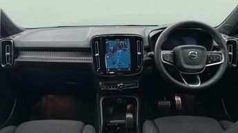 Volvo XC40 Recharge 69kWh Plus (231 ps) - BLIND SPOT ASSIST - BLUETOOTH