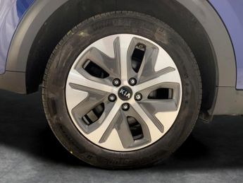 Kia Niro 64kWh 4+ (201 bhp) - NAV - HEATED STEERING - BLIND SPOT ASSIST