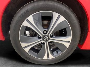 Nissan Leaf 40kWh N-Connecta (150 ps) - HEAT PACK - INTELLIGENT LANE INTERVE