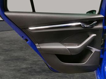 Skoda Octavia 2.0 TDI SE L DSG (150 ps) - SMARTLINK - HEATED SEATS - BLUETOOTH