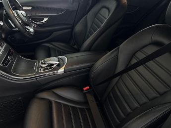 Mercedes-Benz C Class 2.0 C300d AMG Line Edition (Premium) G-Tronic+ (245 ps) - REVERS