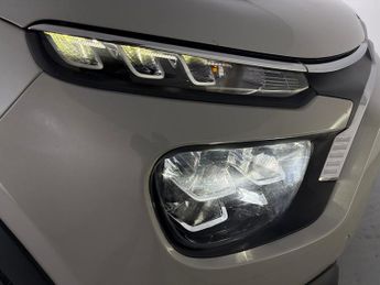 Citroen C3 1.2 PureTech PLUS EAT6 (110 ps) - BLUETOOTH - DIGITAL CLIMATE CO