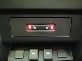 Land Rover Defender 110 3.0 P400 MHEV X 4WD (400 ps) - ADAPT CRUISE - HUD - CARPLAY