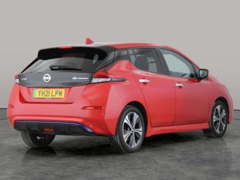 Nissan Leaf 40kWh N-Connecta (150 ps) - 17IN ALLOYS - AIR CON - KEYLESS STAR