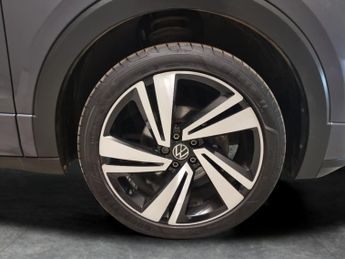 Volkswagen T-cross 1.0 TSI R-Line DSG (110 ps) - BLIND SPOT ASSIST - ACTIVE INFO DI