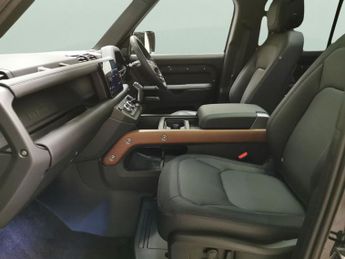 Land Rover Defender 110 3.0 P400 MHEV X 4WD (400 ps) - ADAPT CRUISE - HUD - CARPLAY