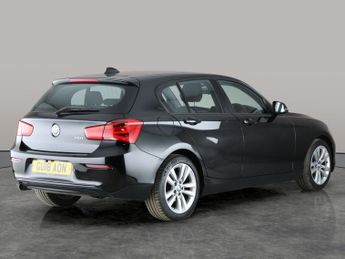BMW 1 Series 1.5 118i Sport (136 ps) - AIR CON - KEYLESS START - AUTO HEADLIG