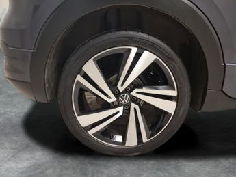 Volkswagen T-cross 1.0 TSI R-Line DSG (110 ps) - BLIND SPOT ASSIST - ACTIVE INFO DI